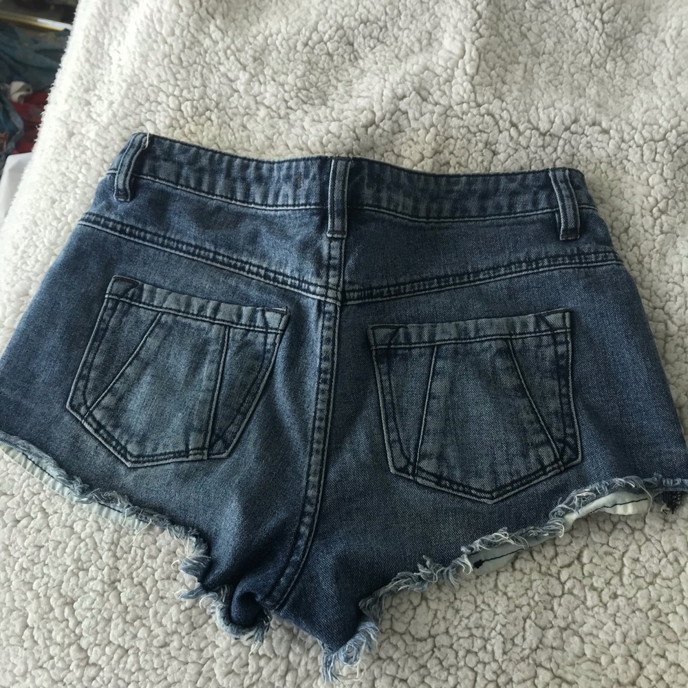 Free people denim shorts - Picture 2 of 3